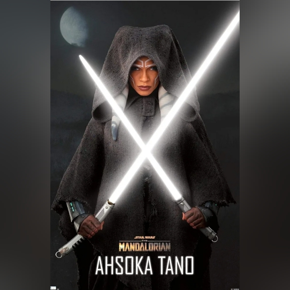 Trends International Star Wars: Mandalorian Season 2 - Ahsoka Lightsabers Poster